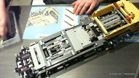 LEGO Technic 42009 Mobile Crane MK II timelapse construction