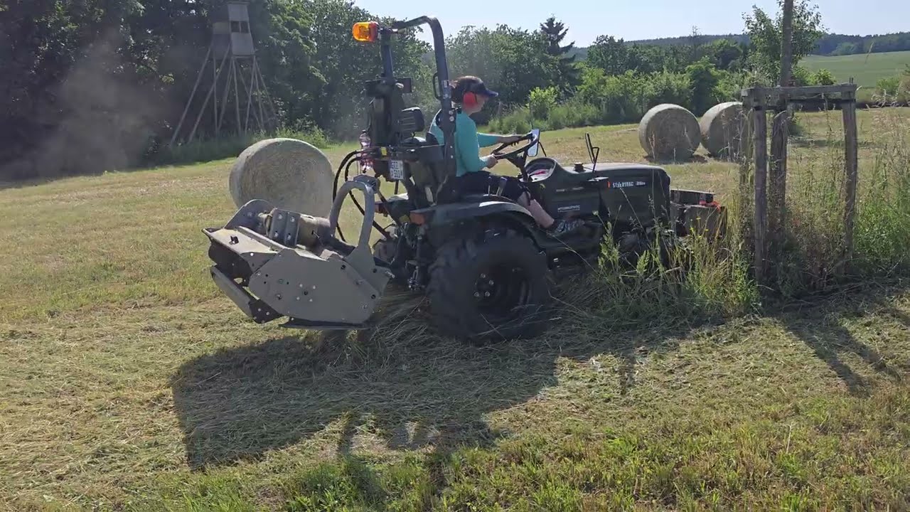Streuobstwiese mulchen mit Startrac und Jansen Mulcher