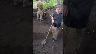 не змушуйте солдата говорити.