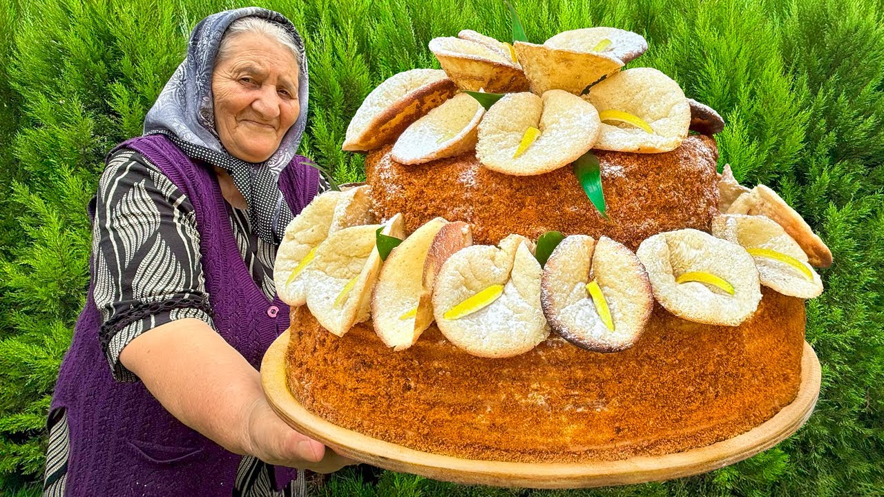 Большой Двухъярусный Медовый Торт По Рецепту Бабушки: Откусите Один Кусочек — И Вы Сразу Подсядете!