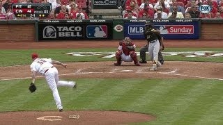 McCutchen cranks a solo homer in the fourth