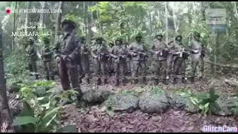 وإذا كنت فيهم فأقمت لهم الصلاة فلتقم طائفة منهم معك وليأخذوا أسلحتهم فإذا - سورة النساء آية