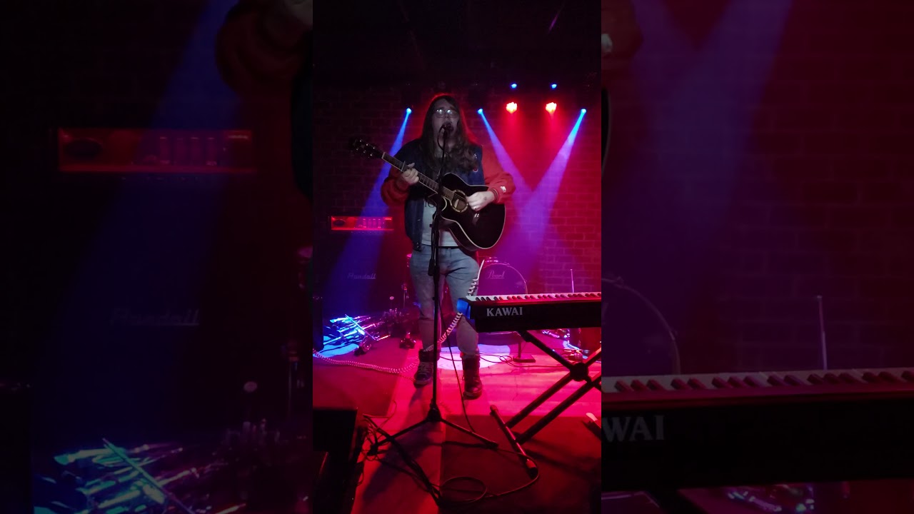 Jarrod Pairgin live at Melody's 11/09 Beckley, WV