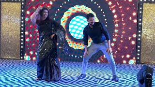 Wedding Couple Dance | Nikhil Shrutika | Rafta Rafta + Mai Toh Raste Se + Biwi No. 1