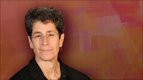 Valerie Barr Receives 2016 Outstanding Contributio...