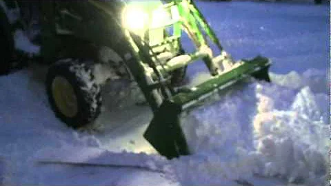 Jon Dear 12 10 2010 Moving Snow