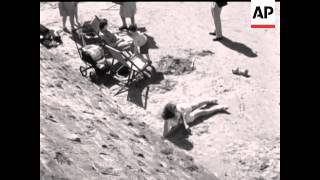 REGAINING SAND AT MORECAMBE - NO SOUND