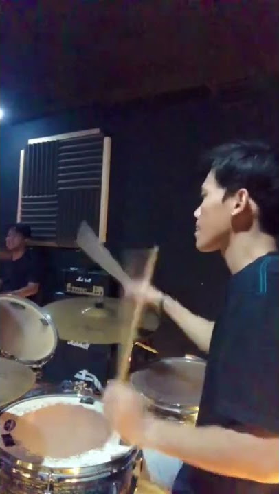 CIUMAN PERTAMA - Ungu (DrumCam)