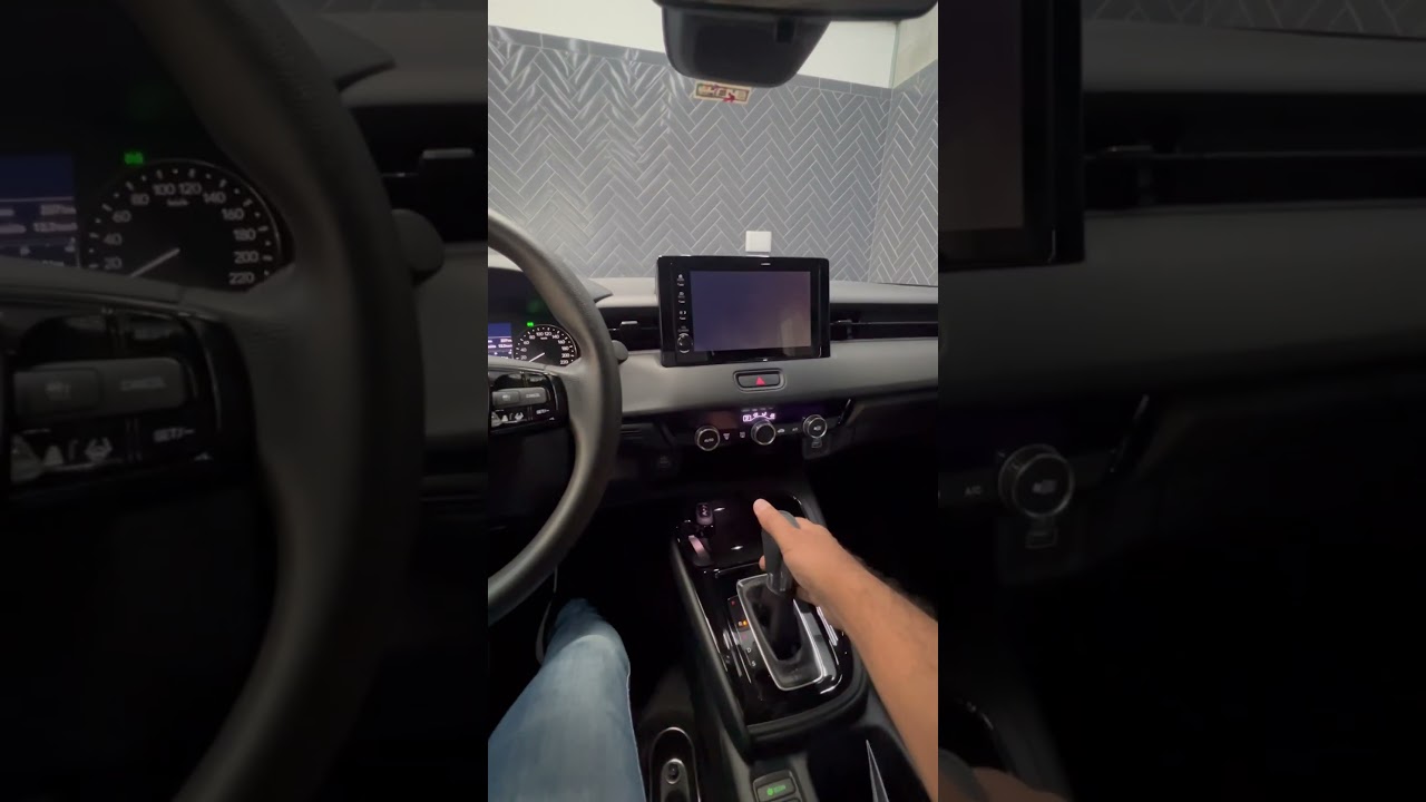 Honda HRV EX 2023 - Instalação câmera dianteira - ArtSomAuto