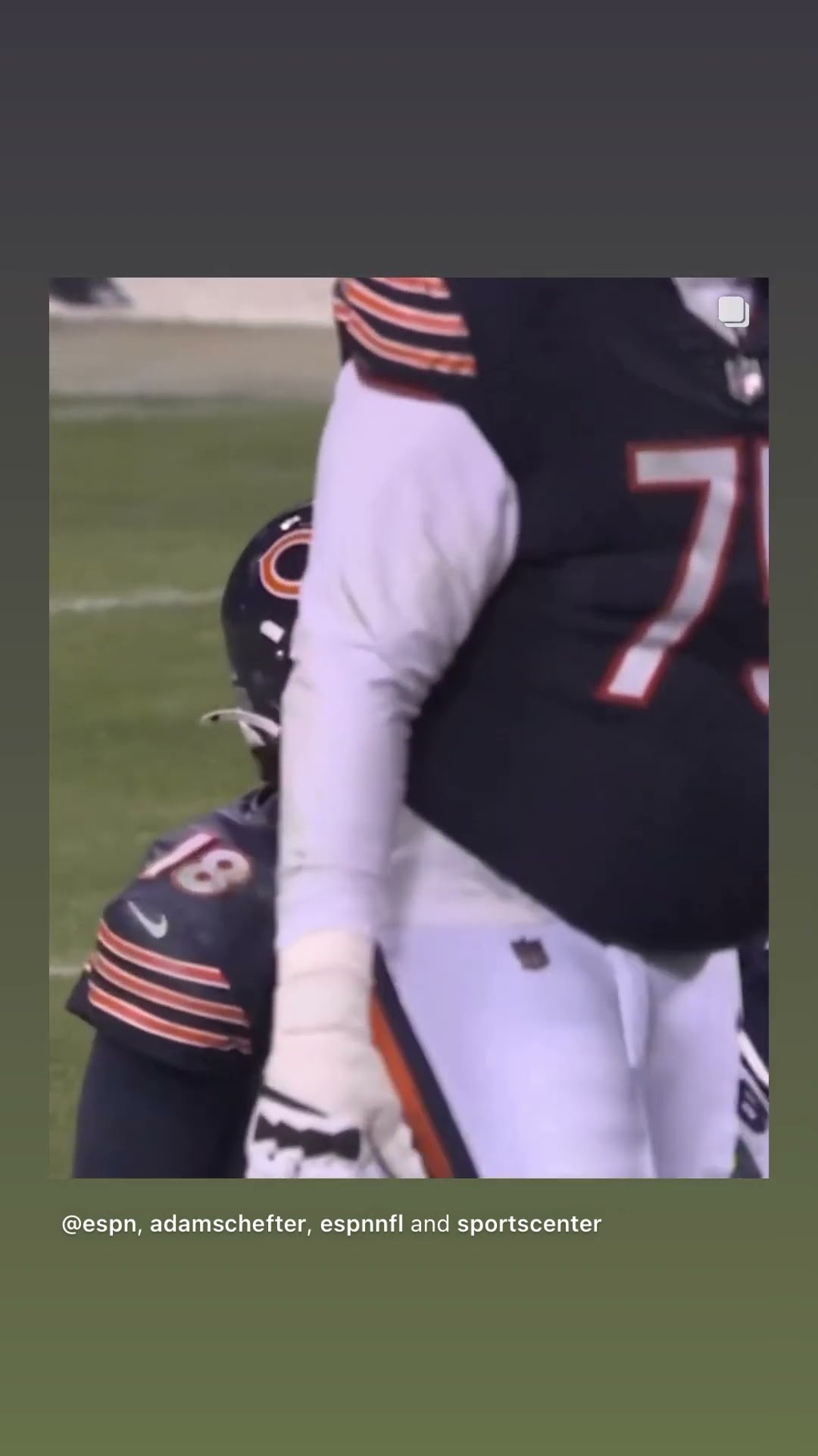 He came off the edge #hoodnews #calebwilliams #chicagobears #seahawks #passrush #defense #omg #how