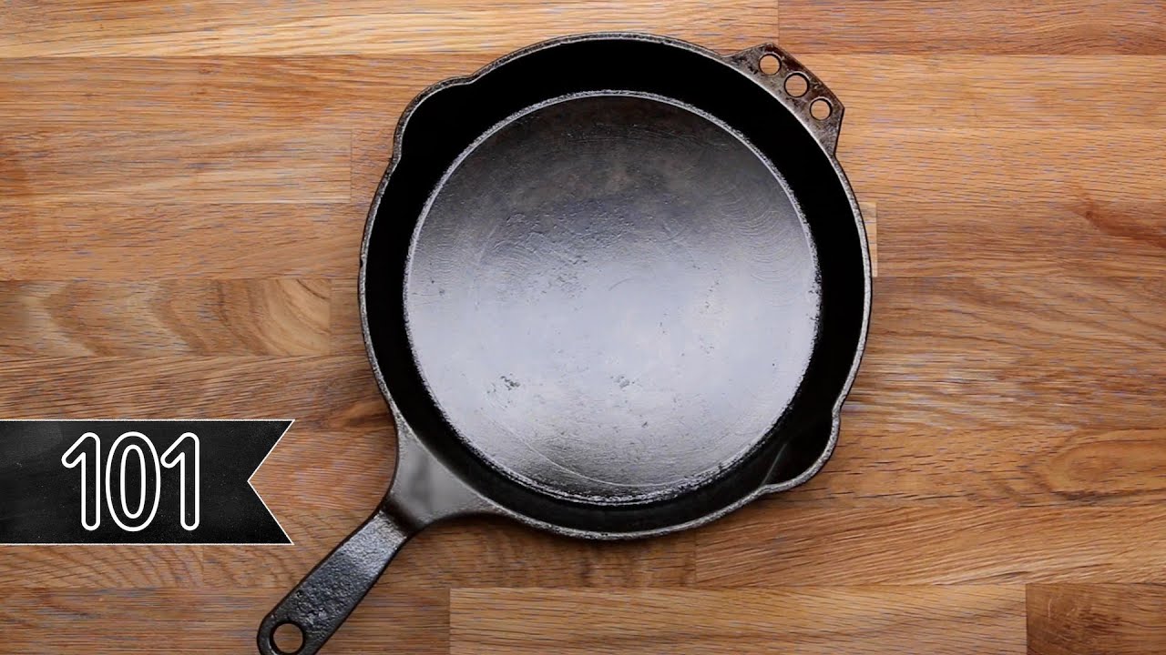 Cómo curar y cocinar en una sartén de hierro fundido | Bien Tasty - YouTube