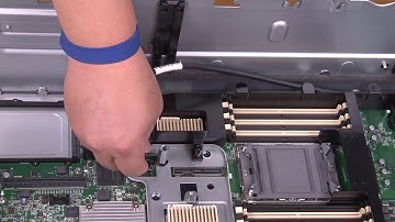 Lenovo ThinkSystem SR860 V2 installing an USB front panel module