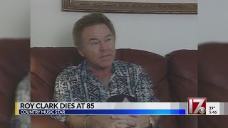 Roy Clark, country guitar virtuoso, 'Hee Haw' star, has died