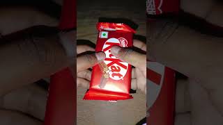 Kitkat vs 5 star #candyopeningvideo #anayavlogsuk #candyopening #kitkat #ekmotahathighumechala #cand