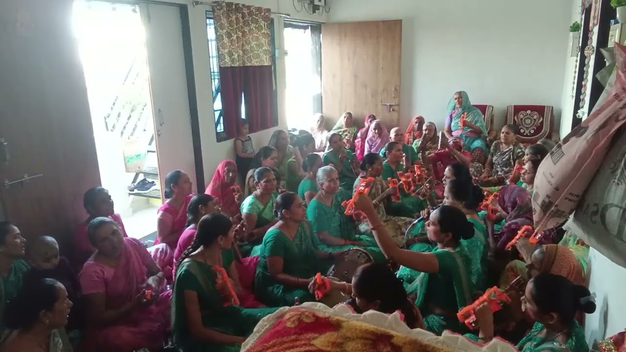 હોલી ની ધૂન મંદિરિયામાં ઉડે રે ગુલાલ ગુલાબી રંગ કેસરિયો 🌺 ધૂન ગમે તો સબસ્ક્રાઇબ કરો