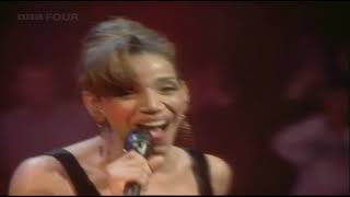 Sister Sledge - We Are Family -  Live UK  (TOTP 1993)
