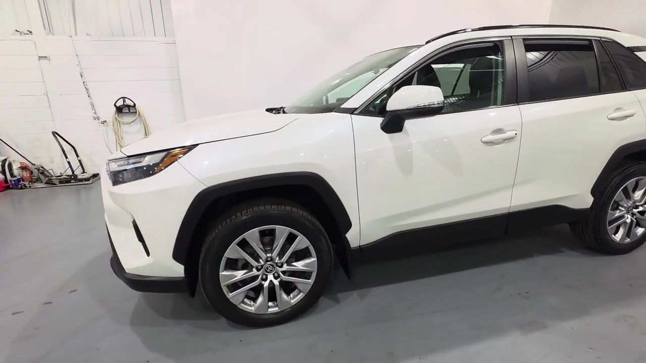 RAV4 XLE 2022 (8129) - YouTube