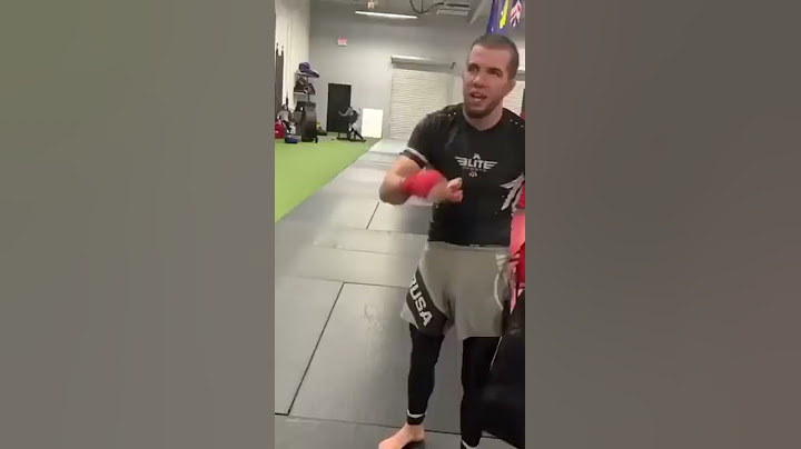 Douglas Lima has a devastating Calf Kick