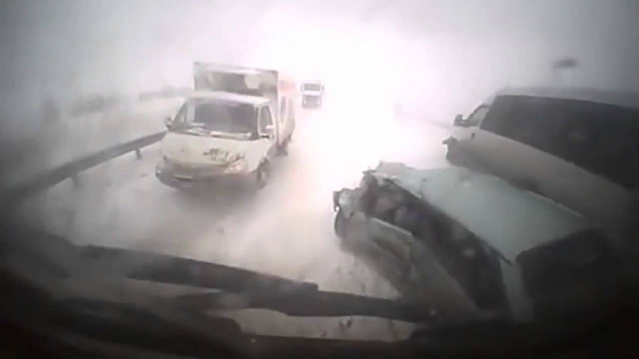 camera iphone 8 plus apk So crazy car Crash in Russia. Violent!