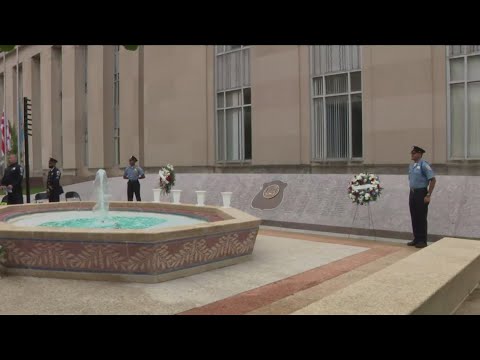 Annual Washington Area Law Enforcement Memorial Service - YouTube