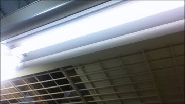 Sylvania F32T8 Fluorescent Tubes Failing in Shoplight Fluorescent Light - AaronTheEagle1 Video