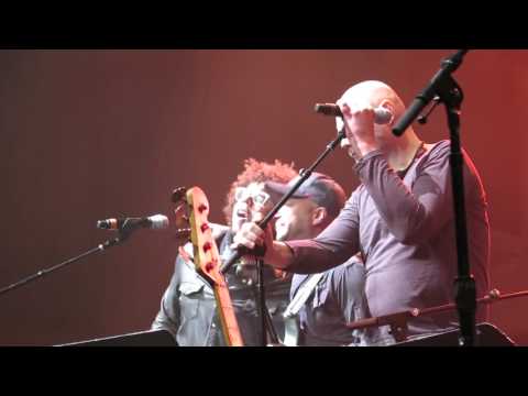 Forever Young - Roger Waters, Billy Corgan, Tom Morello, G.E. Smith & the MusiCorps Band