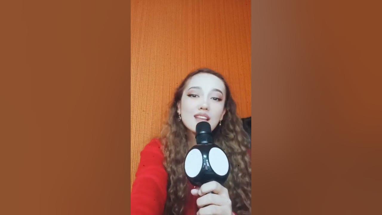 Люся чеботина солнце монако обложка. Чеботина монако караоке. Караоке монако. Люся чеботина холоп. Люся чеботина монако.