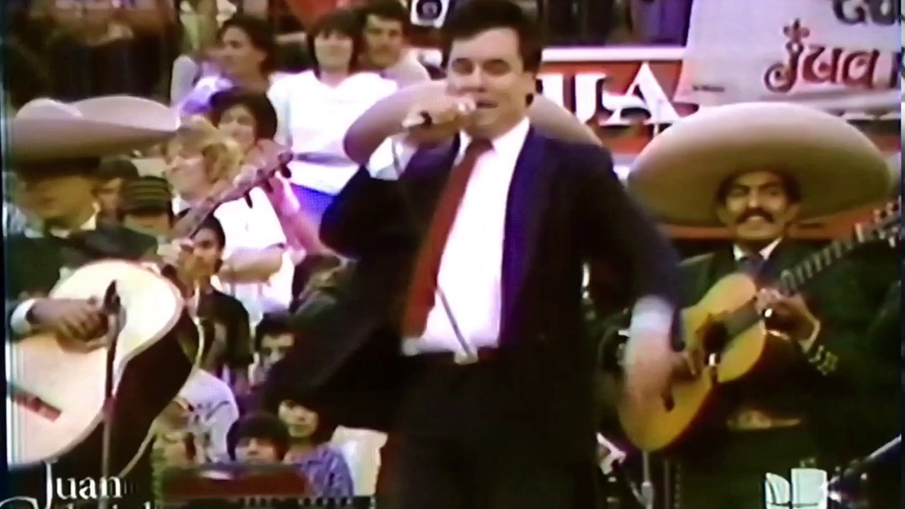 ME NACE DEL CORAZON JUAN GABRIEL (1983) YouTube ME NACE DEL CORAZON JUAN GABRIEL (1983) YouTube