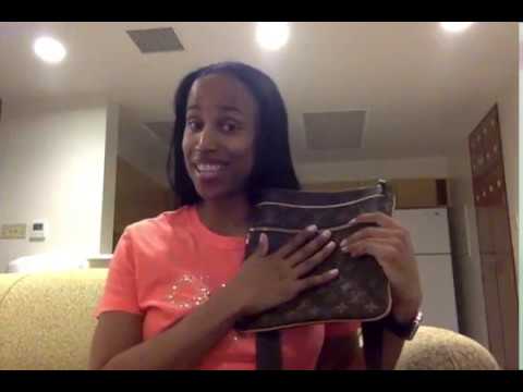 Unboxing Louis Vuitton Valmy Pochette! 