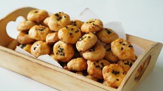 Crunchy Chicken Floss Cookies ❤ 酥脆芝麻鸡丝饼