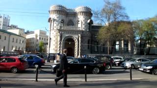 Видео Улица Воздвиженка у площади Арбатские Ворота от GWGRussian, площадь Арбатские ворота, Москва, Россия
