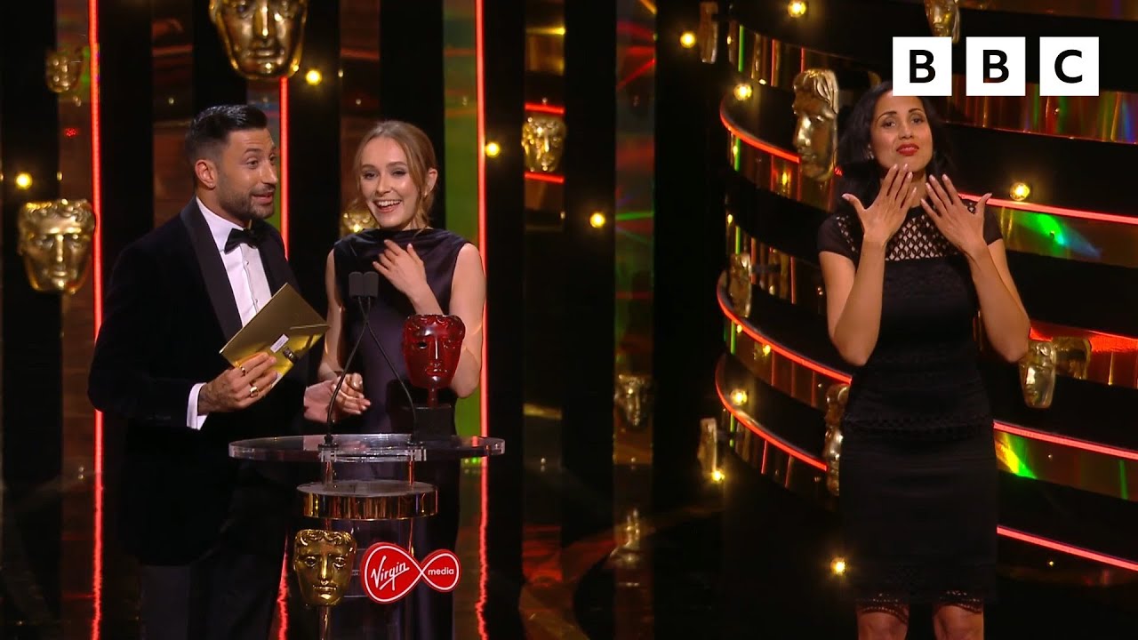 Rose and Giovanni win must-see moment for Strictly 💃 BAFTA 2022 - BBC