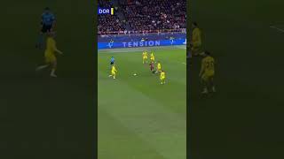 🤩Cette Masterclass de Mats Hummels face à l‘AC Milan en 2023 ! #BVB #UCL