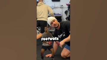 Boxing footwork fundamentals 👣🔥 #boxing #boxeo #boxingfootwork #tutorial #boxingtraining #shorts