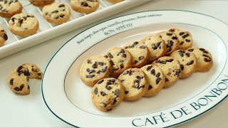 Classics are forever. Best Crispy Chocolate Chip Cookie Recipe I've Been Making for Years