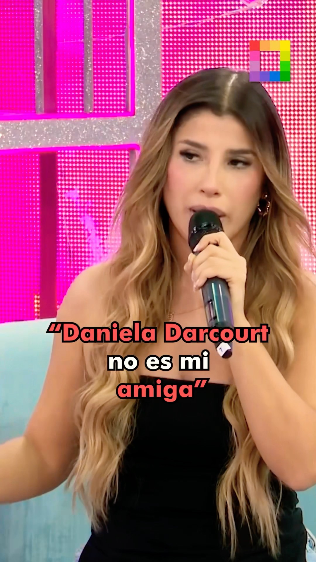 Yahaira Plasencia asegura que Daniela Darcourt no es su amiga.#AmorYFuego #YahairaPlasencia