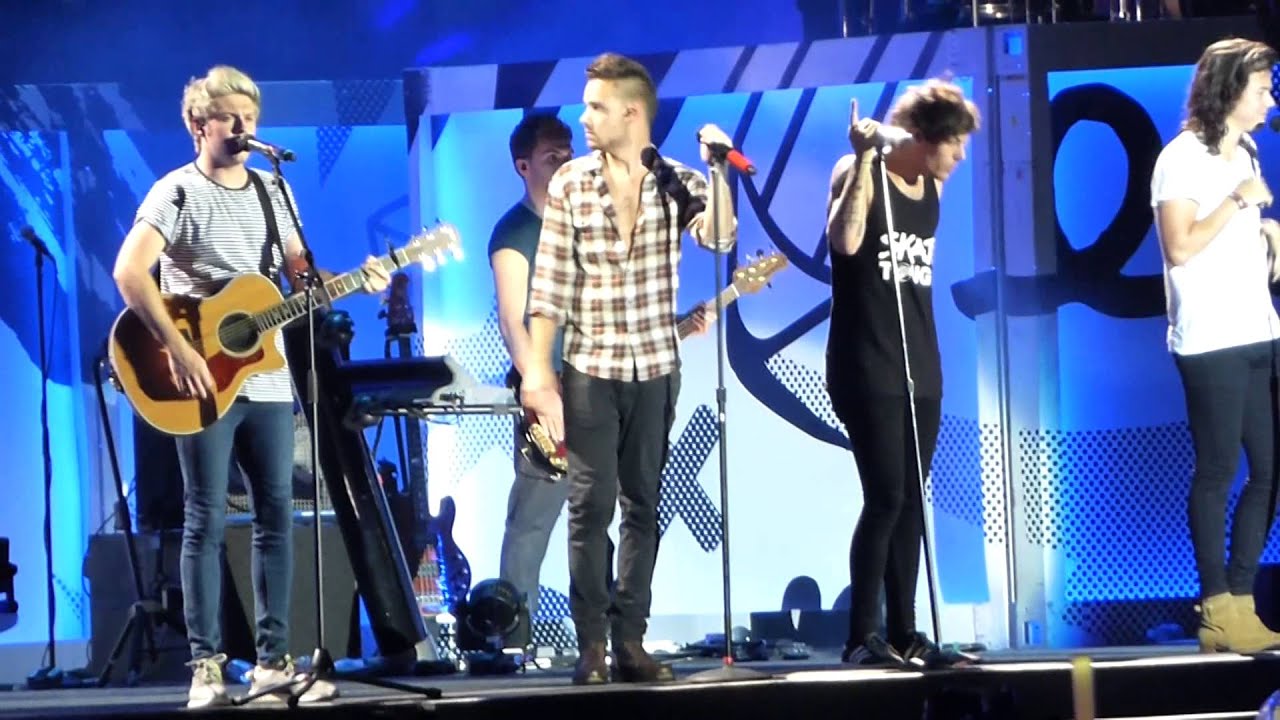Night Changes (Minneapolis) 07/26/2105 One Direction