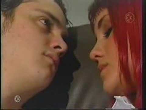 VIDEOCLIPS DE REBELDE FUERA videoclips de rebelde fuera: