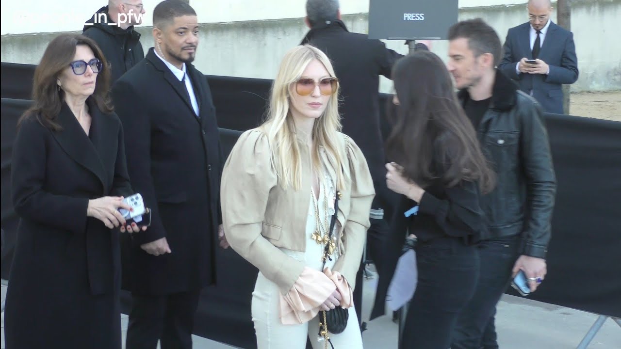 Ella Richards - Chloé Fall Winter 2025/2026 fashion show in Paris - 06.03.2025