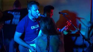 Red Muffs cover Hotel California at ChuChilla (2/2)