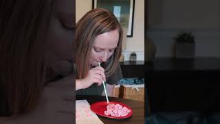 Valentine’s Day game #minutetowinit #partygames #valentinesdaygames screenshot 5