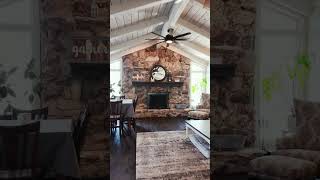 31 E stonegate Dr . Prospect Heights, IL 60070