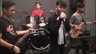 Semangat Yang Hilang ( PAYSLIP feat IZZO XPDC ) by RYAN BAND