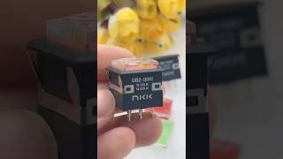 UB215KKW015C-1JC(UB2-15H1KKS1R)NKK Pushbutton Switches LED Red SPDT On-Mom 5A 17.4*17.4mm Solder Lug UB215KKW015C-1JC(UB2-15H1KKS1R)NKK Pushbutton Switches LED Red SPDT On-Mom 5A 17.4*17.4mm Solder Lug