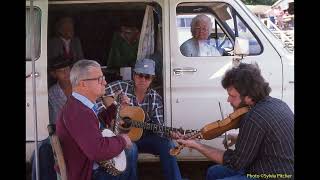 Carlie Marion & Andy Cahan - Going Across the Mountain to Hear My Banjo Ring