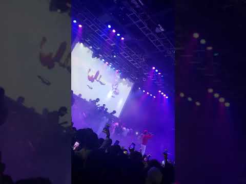 Download Lil Baby (Throwing Shade) LIVE