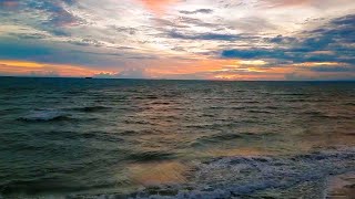 Video Background Sunset di Pantai Suara deburan Ombak//No Copyright 01 min 4K (Ultra HD)