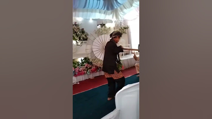 Kilengser Sambut Calon Pengantin Pria Di Pernikahan Adat Sunda