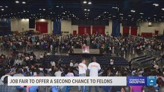 Convicted felons hope for second cance at job fair