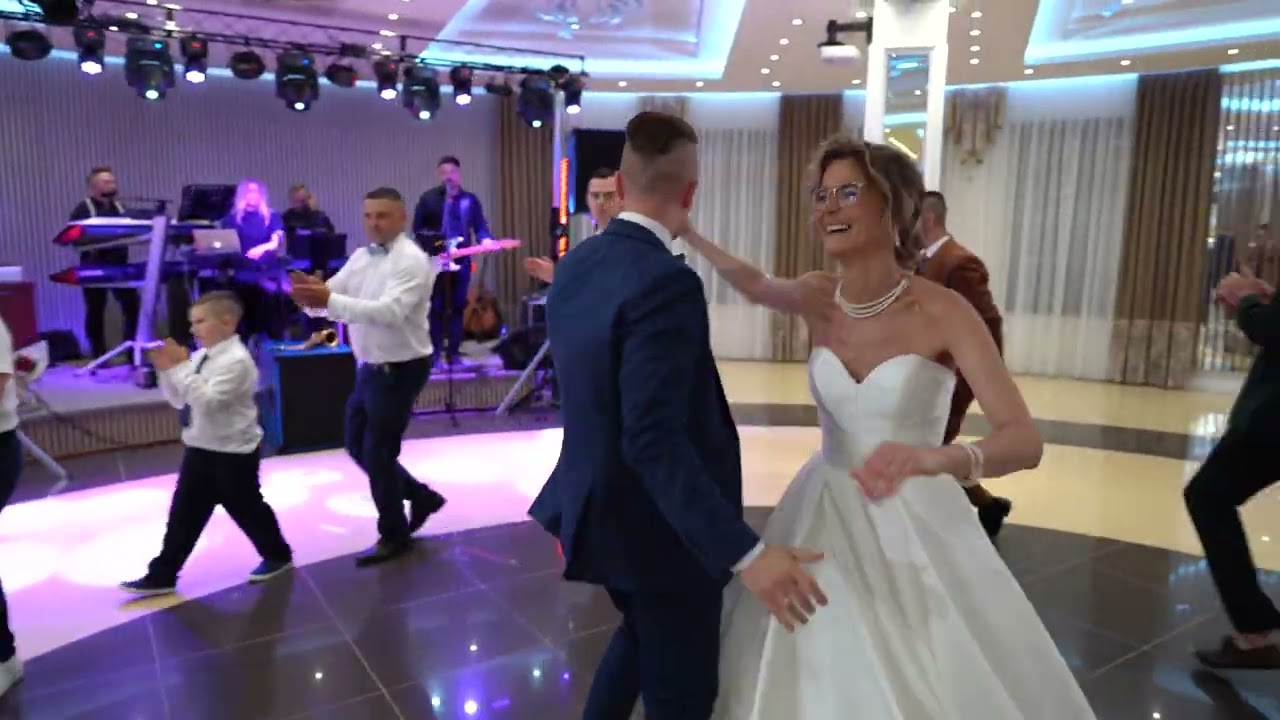 Ta Dziewczyna jest szalona//Foto-Video Natalia Zaleska/Newada/